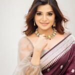 Aathmika Instagram - அவள்……..💫 Styled by: @nikhitaniranjan MUAH: @chisellemakeupandhair Outfit: @tilfi_banaras Jewellery: @mspinkpantherjewel Photography: @arunprasath_photography