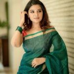 Aathmika Instagram - Let whoever think whatever!!! #kannainambhathe promotions Clicked - @camerasenthil Saree - Self purchase Blouse creative - @kaavyareddycouturestudio