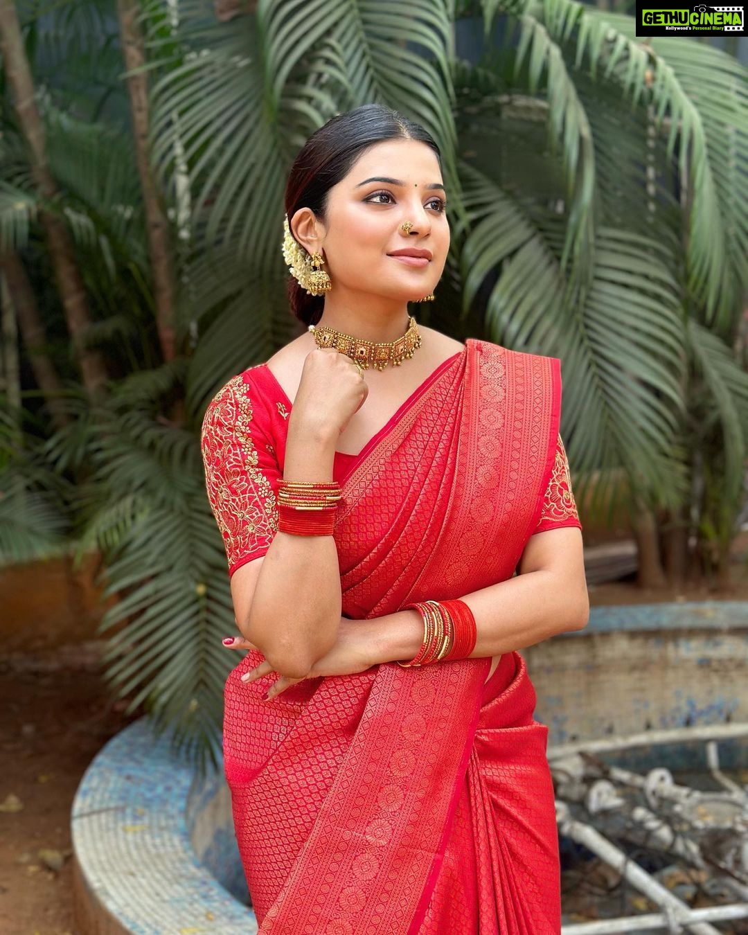 Aathmika Instagram - Wishing all the அழகான ராட்ஷசிஸ் a very happy women’s day!!! We have already come a long way… still, We got this!!! We will get through this!!! To all the women who are being the torch bearer for breaking stereotypes thank you for inspiring us in many ways so we could carry forward the light you have shredded to break the next stereotype🙏🏽 #womensday #undefined Styled by @ranjeethasundhar