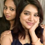 Aathmika Instagram - The best place to be is with your loved ones… Welcoming 2023 with all smiles and best ones around. Wishing you all a very happy #NewYear lovelies ❣️ swipe right 4 more fam craziness 🥳 #aathmihearts