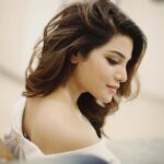 Aathmika Instagram - To the most wonderful time of the year…. Merry Christmas to you & yours 🤍❣️🎄💫