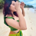 Aathmika Instagram – Lost in paradise 🏝 🌊 💫
#sunset