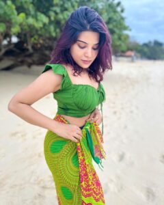 Aathmika Instagram - Lost in paradise 🏝 🌊 💫
#sunset