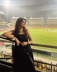 Aathmika Instagram - Thothalum Jeyichalum #CSK da 🦁 💛