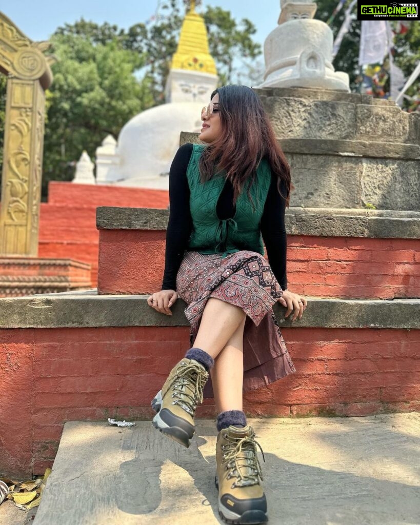 Aathmika Instagram - #kathmandu diaries 🧳 🐲💫 @gtholidays.in
