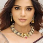 Aathmika Instagram - @iamaathmika slaying in this perfect combination of a flawless base and bold smokey eyes, lookin' drop-dead gorgeous!😍🫶 . . . . . Makeup and hair : @chisellemakeupandhair Shot & edited by @hariz_comrade Styled by: @nikhitaniranjan Outfit: @tilfi_banaras Jewellery: @mspinkpantherjewel Cover pic courtesy: @arunprasath_photography #chiselle #aathmika #actress #kollywood #tamilactress #explorereels #trendingreels #flawlessglam #subtlemakeup #dewyfinish #timelessbeauty #chennaimua #makeuplife #wakeupandmakeup #instagramreels #reelsindia #reelkarofeelkaro #reelitfeelit #aathmikaarmy Chennai, India