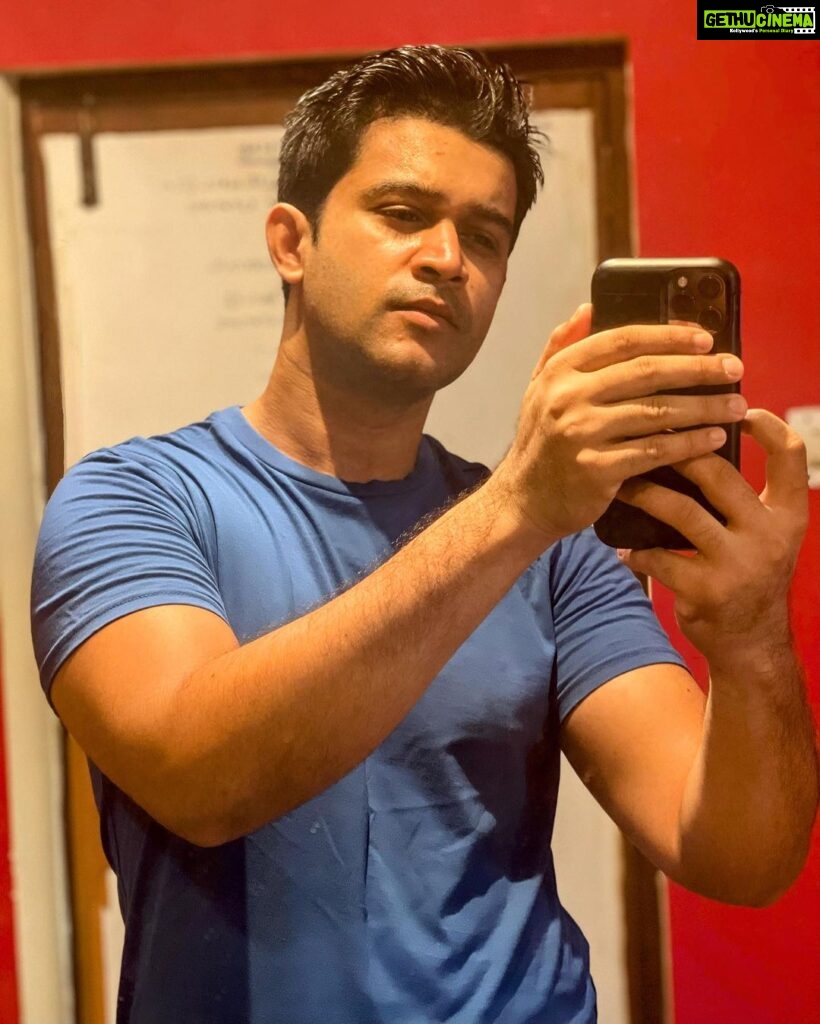 Abijeet Duddala Instagram - Short hair, or Long hair? 🤔 #sendhelp #selfie #mirror