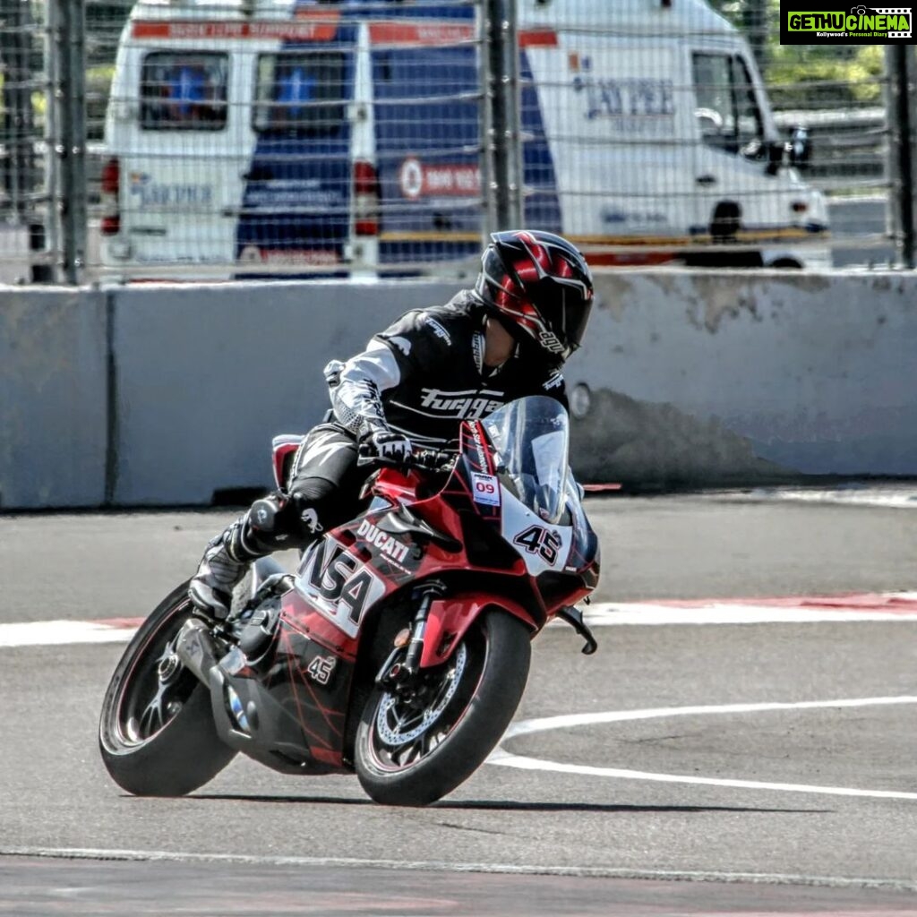 Abijeet Duddala Instagram - Shoutout to @ducatinsa for letting me ride this animal at a trackday last year. Can't wait to get back to it this winter! The Buddh International Circuit is one of the few circuits that can actually stretch the Panigale V4s legs.. I think I need to get a track specific motorcycle 💥 Excited for the BharatGP later this month. Happy to see Dorna and the Indian Government working together to finally make #MotoGP happen in one of the biggest motorcycle markets in the world, India. 🔥 #Moto #race #motorcycle #trackday #panigalev4 #ducati