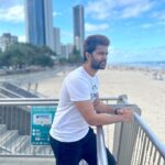 Abijeet Duddala Instagram – Where’s the Gold at? All I see is the diggers.. 

#goldcoast Surfers Paradise, Queensland