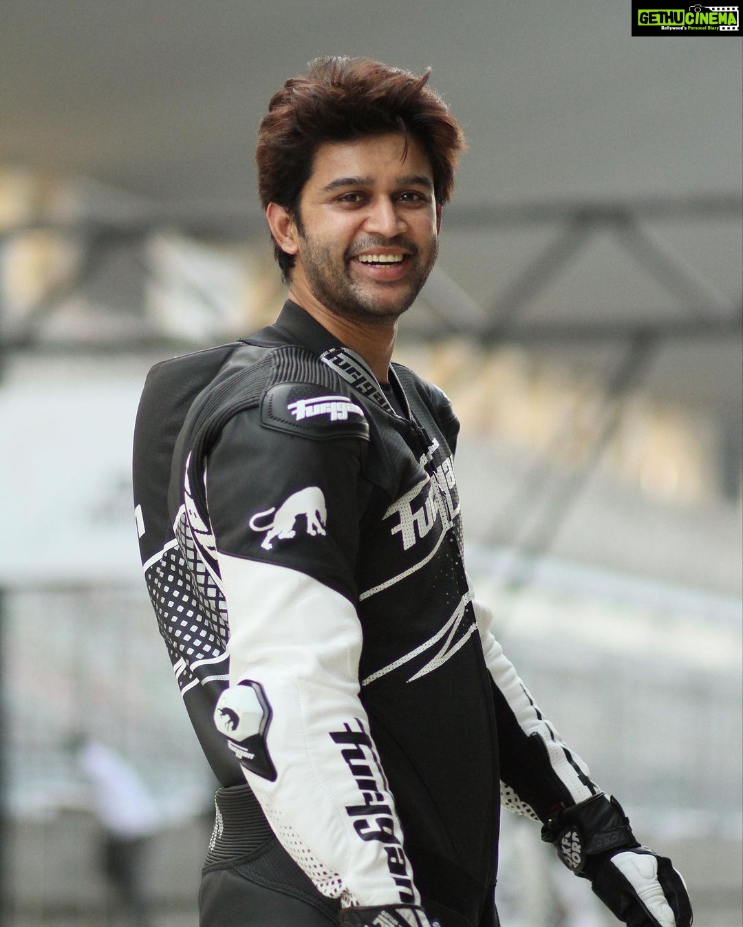 Abijeet Duddala - 118.3K Likes - Track season is almost here š„
#motorcycle #trackday