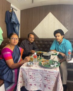 Abijeet Duddala Instagram - Nothing to see here, just a family lunch. Happy Sunday ☀️♥️

#sunday #sundayfunday
