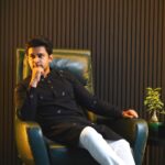 Abijeet Duddala Instagram - This National Handloom Day, let's celebrate the essence of local artistry with @theindianpeacock #WeaveTheChange #IndianPeacock #ThoughtfulFashion