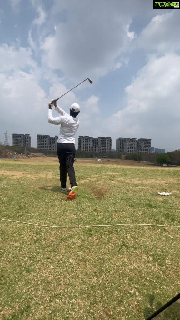 Abijeet Duddala Instagram - Need time at the range 🏌 #golf #swing