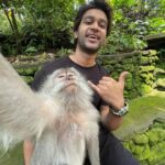 Abijeet Duddala Instagram - Say Monkeeeeee 🐒 #monkeyselfies Ubud Monkey Forest