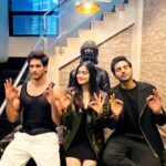 Adah Sharma Instagram – A Commando will NEVER leave a brother behind, even if it means crossing all borders and lines 
Watch the action-packed thriller #HotstarSpecials #Commando, streaming from 11th August only on @disneyplushotstar

👗@tanimakhoslafor this killer look and woww jacket 😍
💇 @snehal_uk
💄 @@bridalstoriesbybeverly
#CommandoOnHotstar

#VipulAmrutlalShah @aashin_shah @sunshinepicturesofficial @disneyplushotstar

@premparrijaa @adah_ki_adah @vaibhav.tatwawaadi @shreya__chaudhry @tigmanshu_d @amit.sial @castingchhabra  @ishteyak15 #SunshinePictures