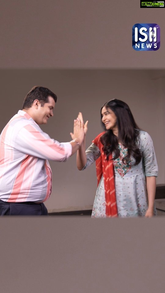 Adah Sharma Instagram - What happens when Adah Sharma, who has impressed audiences with her communication skills in languages like Marathi, Hindi, English, Tamil, and Telugu, exclusively embraces Indian Sign Language (ISL)? Watch her expand her linguistic abilities as she includes ISL in her range. And if you too wish to explore the world of ISL, join us by clicking the link in our BIO: @ishshiksha #adahsharma #100yearsofadahsharma #adahkiadah #adah_ki_adah #adah #bollywood #indiasigninghands #indiansignlanguage #ISH #ISL #signlanguage #deafindia #1920 #deafworld #deafawareness #deafculture #deafcommunity #thekeralastory #indiadeaf #exciting #funvideos