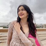 Adah Sharma Instagram - Gone with the wind …. Before we won awards we did pictures on the terrace in the morning (there was so much wind the sleeves flew away by the time I reached the award event 😅) 💁@snehal_uk 💃@juhi.ali @neeta_lulla @houseofneetalulla @kushalsfashionjewellery 💨 💨 💨 P.S. didn't want to ruin my heels in the rain toh nagey pair did pics . But you know what happened to the heels anyway 👀 #100YearsOfAdahSharma #adahsharma