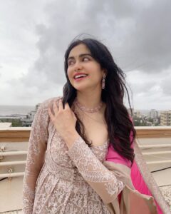 Adah Sharma Instagram - Gone with the wind …. 
Before we won awards we did pictures on the terrace in the morning (there was so much wind the sleeves flew away by the time I reached the award event 😅)
💁@snehal_uk
💃@juhi.ali
@neeta_lulla @houseofneetalulla
@kushalsfashionjewellery
💨
💨
💨
P.S. didn't want to ruin my heels in the rain toh nagey pair did pics . But you know what happened to the heels anyway 👀
#100YearsOfAdahSharma #adahsharma