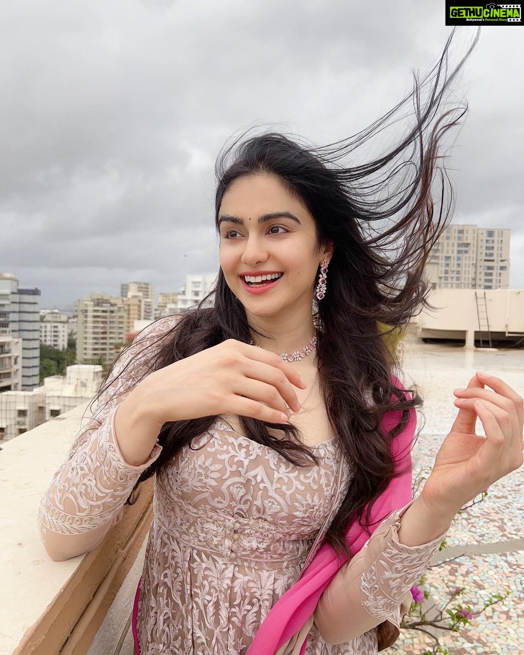 Adah Sharma - 1.5 Million Likes - Gone with the wind ….
Before we won awards we did pictures on the terrace in the morning (there was so much wind the sleeves flew away by the time I reached the award event 😅)
💁@snehal_uk
💃@juhi.ali
@neeta_lulla @houseofneetalulla
@kushalsfashionjewellery
💨
💨
💨
P.S. didn't want to ruin my heels in the rain toh nagey pair did pics . But you know what happened to the heels anyway 👀
#100YearsOfAdahSharma #adahsharma