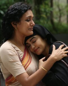 Adah Sharma Instagram - For Mother's day this year mixing up Reel and Real ❤️ #happymothersday 
A big thank you from my reel and real life mommy's and paati/naani/amoomas for making this mother's day a BLOCKBUSTER with #TheKeralaStory ....to mother's and daughters all over the world who have been sending me pyar !! Thaank youu ,  धन्यवाद माझा मदर्स डे इतका स्पेशल बनवल्याबद्दल ❤️ 
सगळ्यांचे खूप खू्प आभार ❤️❤️ मेरी नानी आप सबको virtual दोसा और payasam भेज रही है 😁😁❤️❤️

.
.
.
#adahsharma