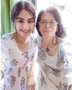 Adah Sharma Instagram - For Mother's day this year mixing up Reel and Real ❤️ #happymothersday 
A big thank you from my reel and real life mommy's and paati/naani/amoomas for making this mother's day a BLOCKBUSTER with #TheKeralaStory ....to mother's and daughters all over the world who have been sending me pyar !! Thaank youu ,  धन्यवाद माझा मदर्स डे इतका स्पेशल बनवल्याबद्दल ❤️ 
सगळ्यांचे खूप खू्प आभार ❤️❤️ मेरी नानी आप सबको virtual दोसा और payasam भेज रही है 😁😁❤️❤️

.
.
.
#adahsharma