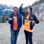 Adah Sharma Instagram – Pizza se lekar Khao Suey tak Kerala story se Commando tak … overnight 7 pack abs body banaani hai toh contact our producer cum fitness guru @aashin_shah for tips and also wish him Happy Birthday 🥳… make sure you address him as Jeem Raja Ji nahi toh woh gussa ho jaenge 🤡😱😱😂😂😂😂😂😂 unko dms bahutttt pasand hai … khoob saare bhejiye 💀❤️❤️

P.S. Gym Raja Aashin Shah ji yeh post ke paisa contract mein add kar lo no problem 🤓🦍☠️