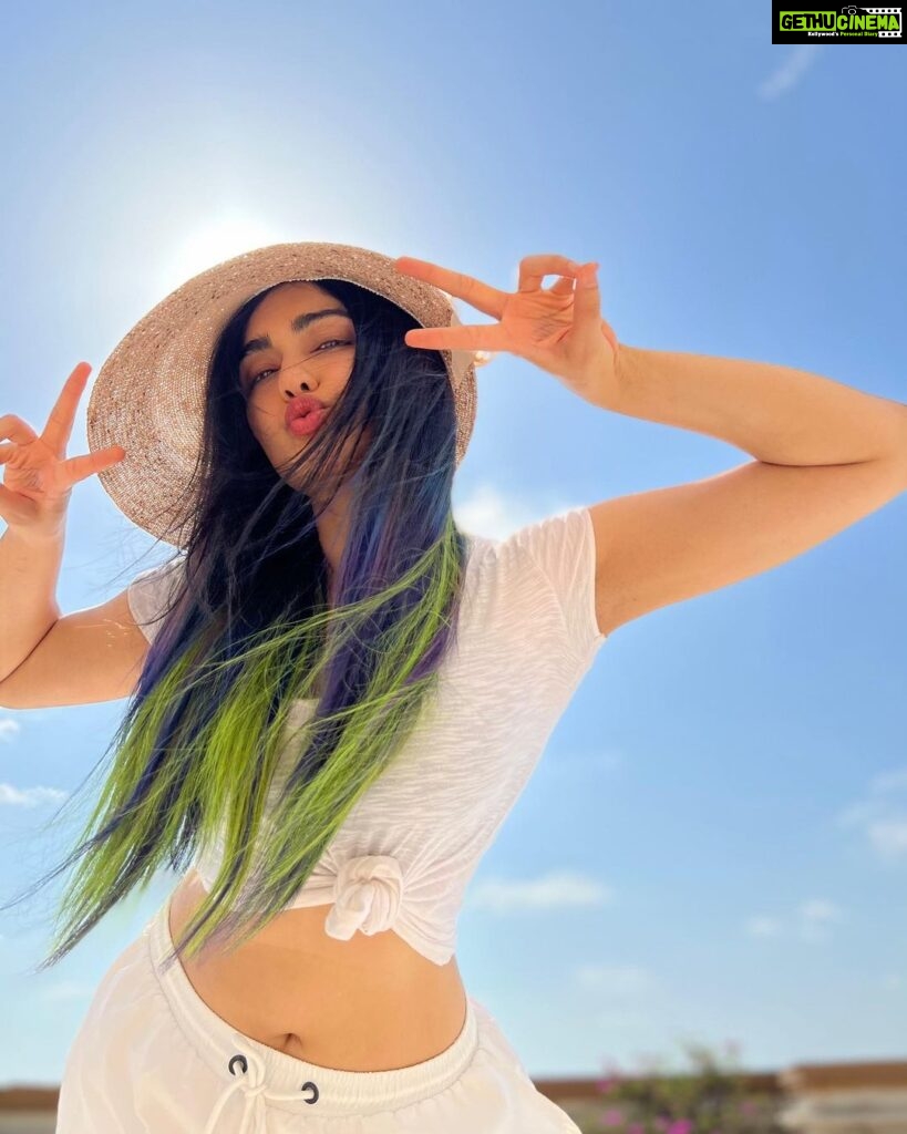 Adah Sharma Instagram - The sun is getting hotter every single day . In just a billion years the heat from the sun will be so intense that liquid water won’t exist on earth . Life on earth will be gone . Forever . Bacteria might be able to survive underground. So put your #sunkissed photos but also be know that bacteria is better than you #stayHumble and be nice and don’t bully people and if you are reading this you have access to the internet which some people aren’t privileged enough to have ! So be greatful 🐞❤️🤓 #100YearsOfAdahSharma #adahsharma The SUN
