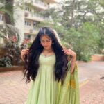 Adah Sharma Instagram – Gorilla ji has trouble choosing … help him please 🪲🦟🦗🤡
During mating the female praying mantis bites off the males head and then devours his corpse for nourishment…
Wearing @anjanabohra_official 
💆‍♀️ @snehal_uk 
💃 @juhi.ali 
Makeup @adah_ki_radha
#100yearsOfAdahSharma #adahsharma