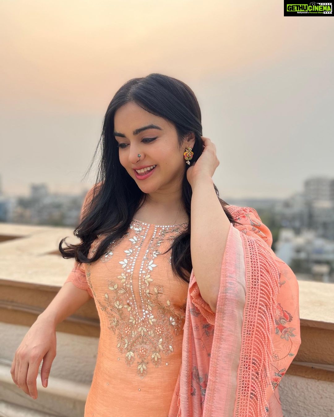 Adah Sharma Instagram - The first teacher was the student of who? 🤡🦍🦌🐞 Wearing @dimpleacharya_official 💆♀️ @snehal_uk #100YearsOfAdahSharma #adahsharma
