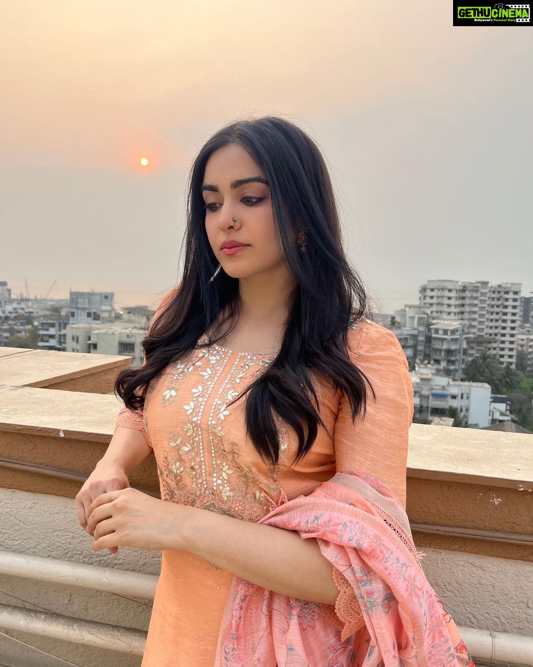 Adah Sharma Instagram - The first teacher was the student of who? 🤡🦍🦌🐞 Wearing @dimpleacharya_official 💆♀️ @snehal_uk #100YearsOfAdahSharma #adahsharma