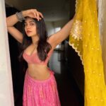 Adah Sharma Instagram - If you punch yourself in the face and get hurt are you Strong or Weak ? #100YearsOfAdahSharma #adahsharma