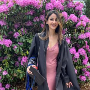 Aditi Arya Instagram - Had put a decade on hold for this.

There’s no denying the gift of education and the pleasure of learning from the best professors in the world. 
No denying the role of luck for you to be born into a family that nourishes your mind and sharpens it. 
The privilege of finding a family that values and appreciates it. 
The rare but true blessing of friends and mentors who wish you well and inspire you to be the best version of yourself. 

I pray for such blessings for you too. 

Congratulations to my Yale SOM MBA Class of 2023. I continue to learn from you every day.