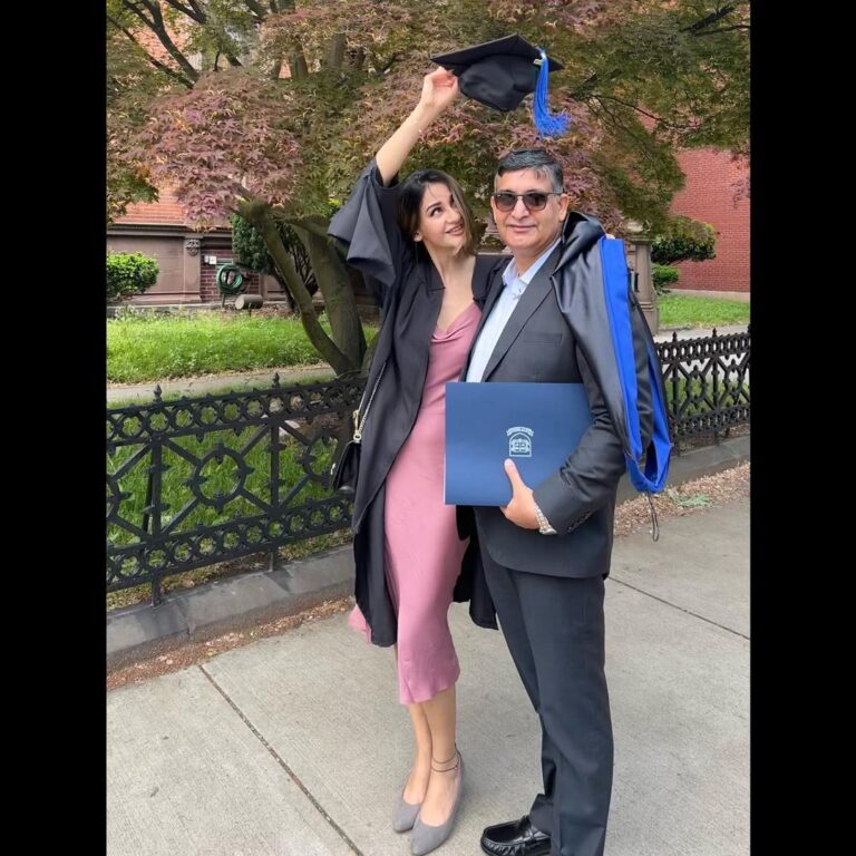 Aditi Arya Instagram - Had put a decade on hold for this. There’s no denying the gift of education and the pleasure of learning from the best professors in the world. No denying the role of luck for you to be born into a family that nourishes your mind and sharpens it. The privilege of finding a family that values and appreciates it. The rare but true blessing of friends and mentors who wish you well and inspire you to be the best version of yourself. I pray for such blessings for you too. Congratulations to my Yale SOM MBA Class of 2023. I continue to learn from you every day. Yale University