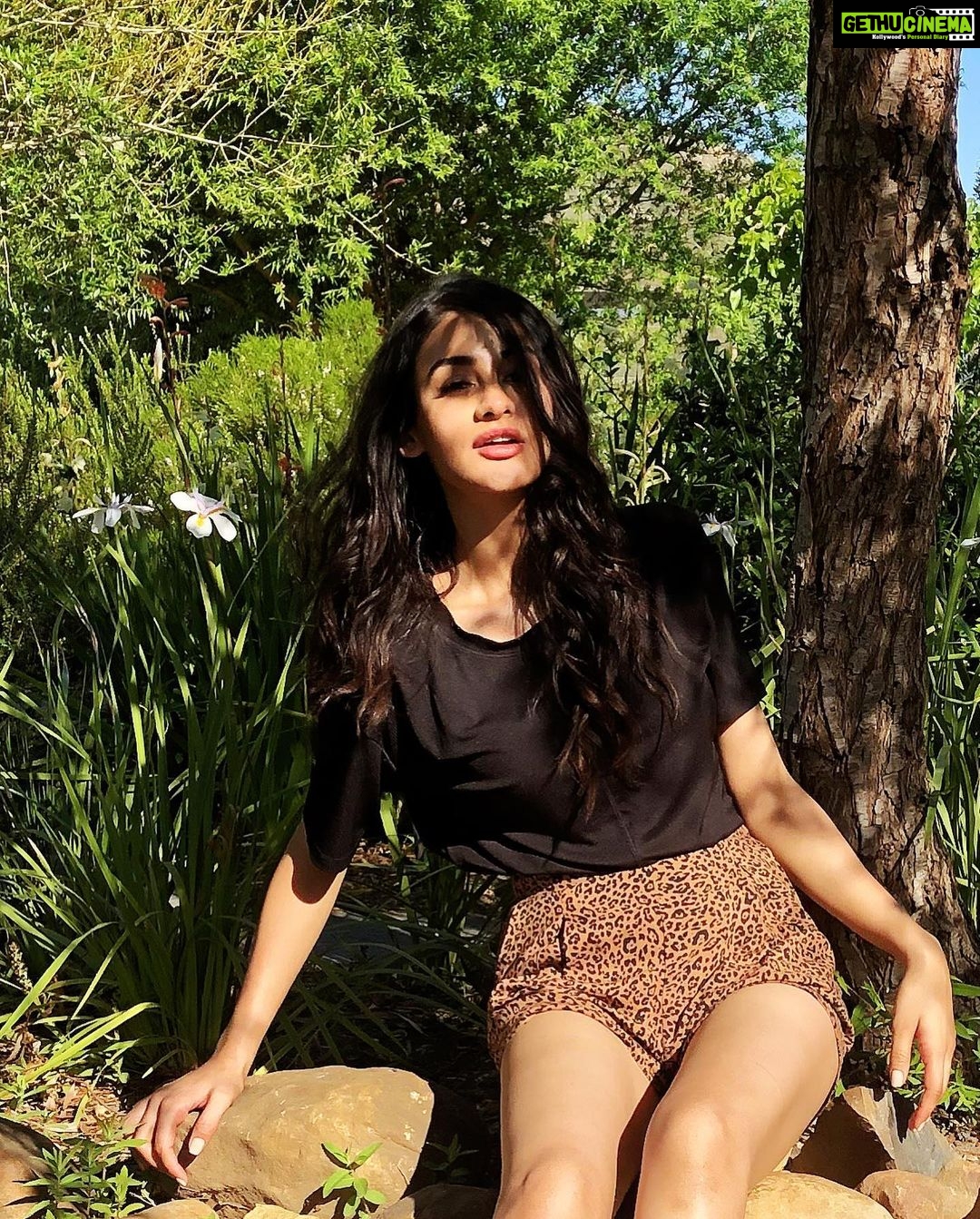 Aditi Arya Instagram - The Vedas describe Aditi as an embodiment of infinity.