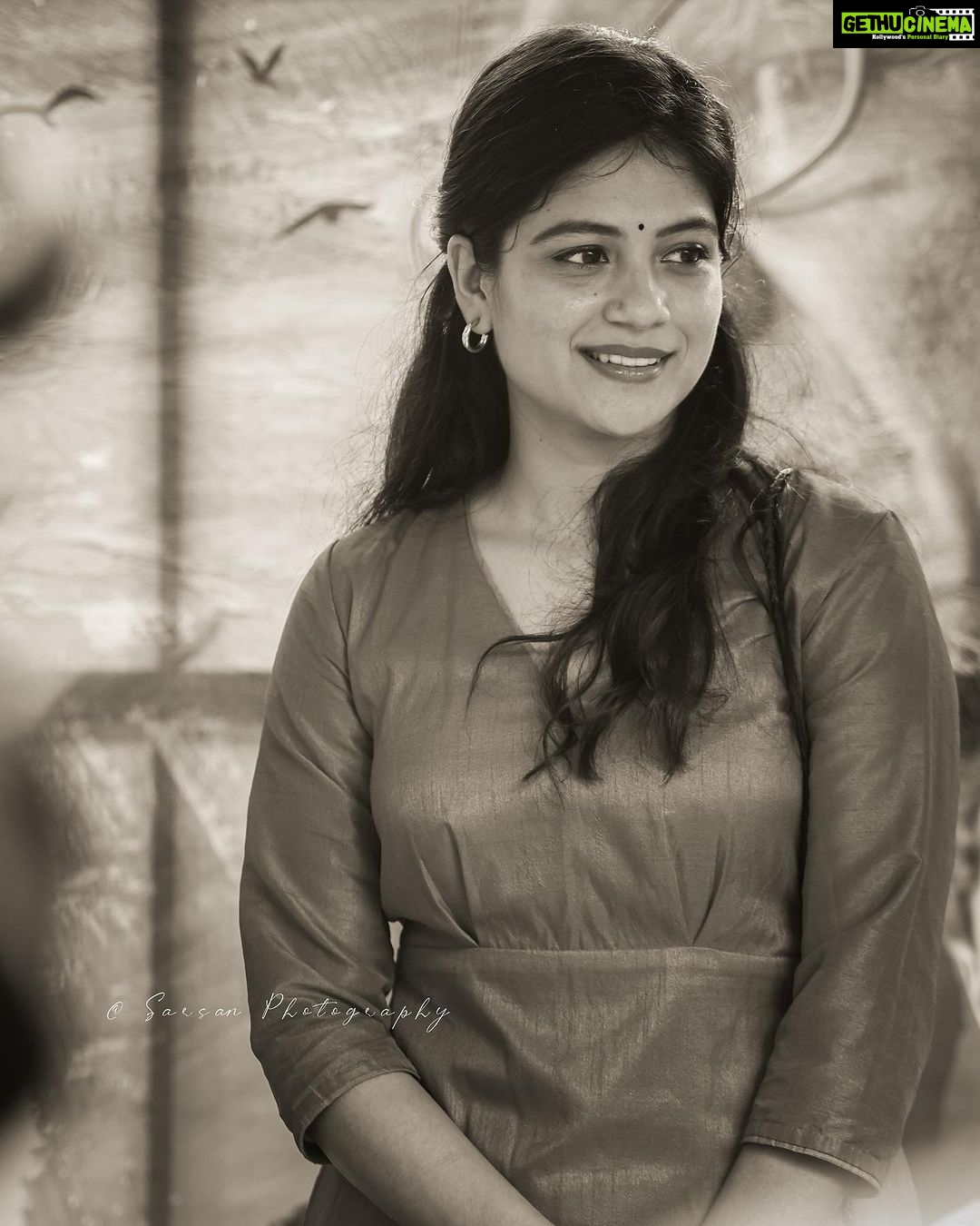 Aditi Balan Instagram - muse : @officialaditibalan ❤️✨🦋 . . . . #aditibalan #aditibalanofficial #aruvi #navarasa #yennaiarindhaal #kuttystory #coldcase #padavettu #shaakuntalam #karumengalkalaigindrana #storyofthings #trishakrishnan #kajalagarwal #meghaakash #poojadevariya #lakshmimenon #surbhi #hansikamotwani #anjali #andreajeremiah #shruthihaasan #priyaanand #anushkashetty #nivethathomas #anikhasurendran #asinthottumkal #varalaxmiarathkumar #prithviraj #prithvirajsukumaran #aditibalanfans . . . .