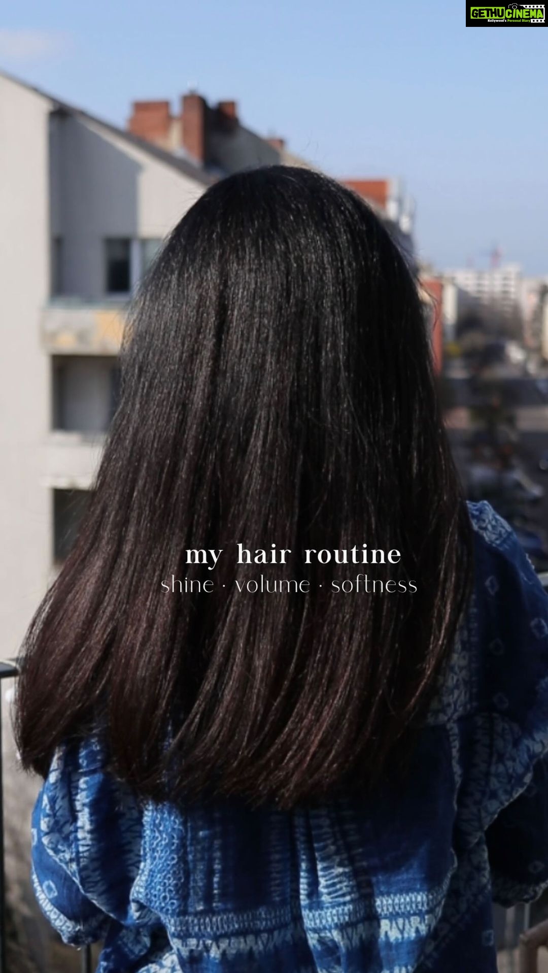 Aditi Chengappa Instagram - SAVE this! I wash my hair once in 4 days and this routine has kept my hair healthy despite the terrible hard water we have in Berlin! All products are linked in my bio 🤍 Key tips: 1. Scalp massage with oil & a bamboo brush 1 hour before washing. I find the bamboo tips really soothing and it’s easier to distribute the oil effectively all over the scalp without scratching it with my nails as i may have without the brush. 2. A 2 min massage again before starting the shampoo to work the cuticles. 3. I use this shower head filter and have noticed at least a 40 percent change in my water quality, i’ll settle for that! 4. Shampoo in sections and shampoo twice- I use a shampoo designed specifically for hard water with chelating properties✅ 5. Apply a good hair mask on the tips, i also squeeze the product into my hair. 6. Rinse with cold water, i use warm for the shampoo and cool for conditioner. 7. Use an excellent heat protectant, you’ll find my faves linked in my bio. . . . . #GesunderLebensstil #Morgenroutine #Wellnessreise #Motivationsvideos #Selbstpflegetipps #wellnesstips #wellnessreels #fitnessinspo #thatgirl #healthyeating #postivemindset #expatsingermany #hairstyles #pinterestaesthetic #productiveday #routine #aestheticvideos #lifestyleinspo #wellness #morningroutine #hairbrained #hairgoals #goalsetting #2023glowup #2023goals #hairtutorial #hairtransformation #hairgrowth #hairjourney