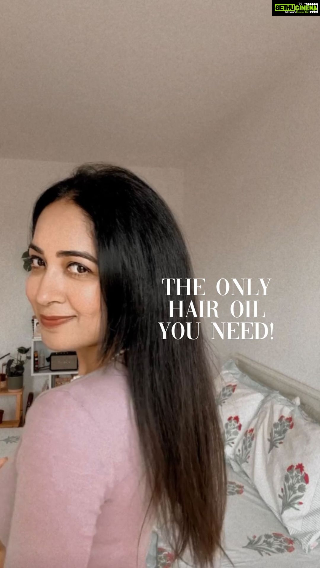 Aditi Chengappa Instagram - Hard water is your hair’s worst enemy! Here in Berlin we certainly have hard water🙅🏻♀️I would constantly find my hair stripped of it’s shine, falling out and turning greasy in just 2 days! This is not a sponsored post- but the @mielleorganics oil has been a miracle worker! I’ve been using it since the last 4 weeks now and cannot begin to describe what a big difference it has made! No more itchy scalp, the hair fall has majorly come down, in fact i see quite a bit of new growth 😃 And my hair has so much shine! I’ve been using it along with this lovely bamboo brush that you’ll also find on my amazon storefront along with the oil! Link in my bio! . . . . #GesunderLebensstil #Morgenroutine #Wellnessreise #Motivationsvideos #Selbstpflegetipps #wellnesstips #wellnessreels #fitnessinspo #thatgirl #haircare #hairstyles #expatsingermany selfcare #pinterestaesthetic #productiveday #routine #aestheticvideos #lifestyleinspo #wellness #morningroutine #haarpflege #goalsetting #2023glowup #2023goals #indiansingermany Berlin, Germany