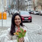 Aditi Chengappa Instagram – SAVE THIS! I have used these steps to manifest so many things and situations i am grateful for today! 

3 essential steps to manifest anything: 

1. Intention: Be really clear about what you want, for example- instead of saying “i want a job” say “i want xx position” in “xx kind of company”. 

2. Belief: If you don’t believe you deserve it, don’t expect it to work out! And if you don’t believe you can manifest something, it won’t work out either! You are far more powerful than you realise, read and repeat! 

3. Action: It’s important to take the actions available to you, just making an intention is not enough! 

Tip: Don’t use manifestation on things like “make this person love me,” we have no control over anyone else’s free will. Focus on your life and what you can do best to bring your goals closer ✨

self care, wellness, productive morning, aesthetic routine, that girl, motivational reel, self love, wellness lifestyle, positive mindset, morning routine, wellness aesthetic, healthy habits, manifestation 
.
#GesunderLebensstil #Wellnessreise #Motivationsvideos #Selbstpflegetipps #wellnesstips #wellnessreels #fitnessinspo #thatgirl #postivemindset #expatsingermany selfcare #pinterestaesthetic #productiveday #routine #aestheticvideos #lifestyleinspo #wellness #manifest #manifestation #goalsetting #2023glowup #2023goals #indiansingermany Berlin, Germany