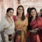 Aditi Ravi Instagram - A picture perfect day and cheers to the newlyweds 😍🥰 @vishnumohanstories and Abhirami 📸 @studio360byplanj #wedding #friendship #happiness #friends #love #laughter #weddingvibes #marriage