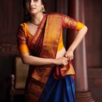 Aditi Ravi Instagram – ഉത്രാടദിനാശംസകൾ 🌼

#onam #new #myself #only #oldsoul 

📸 @shafishakkeer 🫂
💁🏻‍♀️ @shantikrishna 🫂
💄 @neethu_makeupartist 🫂
🥻 @byhand.in 
🫶🏻 @pradeepnairs 🫂