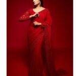 Aditi Ravi Instagram – ❤️❤️❤️

Mua @jo_makeup_artist ❤️
Costume @prakrithi_by_ramya
Drapping @drapist_daira
Earrings @alameen_fashion_jewels
Studio @maxxocreative
nail @nails_by_rakhi 
Assist @lumos.trouvailles
Post production @brosincproductions
#red #saree #instagram #indianwear