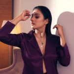 Aditi Ravi Instagram - The most alluring thing a woman can have is confidence ! 📸 @shafishakkeer 🫂 💁🏻‍♀️ @shantikrishna 🫂 💄 @neethu_makeupartist 🫂 👕 @byhand.in 🫂 🥰 @pradeepnairs 🫂 #new #post #instagram #instagood #me