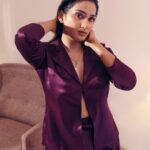 Aditi Ravi Instagram - The most alluring thing a woman can have is confidence ! 📸 @shafishakkeer 🫂 💁🏻‍♀️ @shantikrishna 🫂 💄 @neethu_makeupartist 🫂 👕 @byhand.in 🫂 🥰 @pradeepnairs 🫂 #new #post #instagram #instagood #me