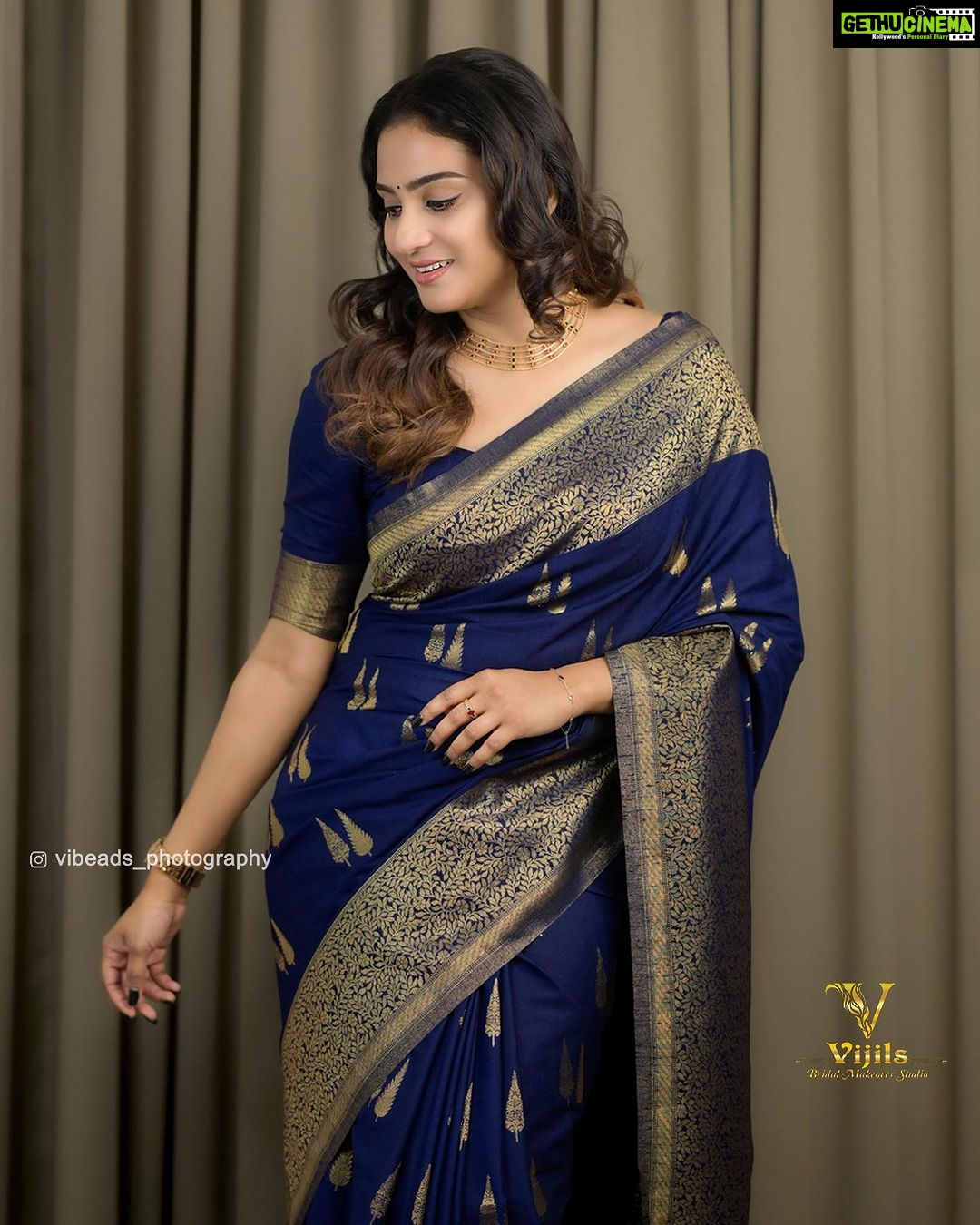 Aditi Ravi Instagram - it is only in solitude that i ever find my own core .. saree @swayamvarasilksindia styling @shantikrishna MUA @vijilsmakeover jewels @adorebypriyanka photography @vibeads_photography thanks to @pradeepnairs #instagram #saree #new #myfavorite #sunday