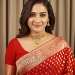 Aditi Ravi Instagram - ❤️❤️❤️ MUA @vijilsmakeover Styling @shantikrishna Saree @swayamvarasilksindia Jewellry @adorebypriyanka Photography @sajeesh_blackstone Thanks to @pradeepnairs #red #sareelover #instagram