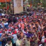 Aditi Sudhir Pohankar Instagram - Govinda aala re aala ! What fun it was after such a long time, thank you @adityathackeray for inviting me for this dhamakedar Dahi handi ! . . #janamashtmi #adityathackeray #rains #happy