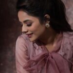 Aishwarya Dutta Instagram - ⭐️⭐️⭐️⭐️⭐️⭐️⭐️⭐️ On camera- @deepak_durai_photography Mua - @mua_vijisharath Wearing- @nidhis_journal Jewellery by - @fineshinejewels