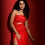 Aishwarya Dutta Instagram - 🌹🌹🌹 The last from the series .. on camera- @deepak_durai_photography Mua - @mua_vijisharath Wearing- @varshamaran_official
