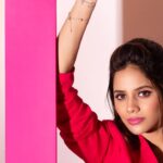 Aishwarya Dutta Instagram - 💖💖💖💖 Collab with @zerogravity.fashion Outfit: @varshamaran_official Makeup and hair: @varsha_bridalmakeover Location: @basement._studios Jewellery: @fineshinejewels Photography: @zerogravityphotography