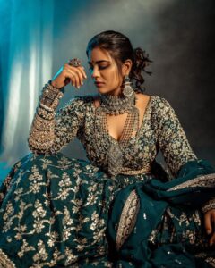 Aishwarya Rajesh Instagram - Soul full of Sunshine ❤️ 
Photography @murlee_photography 
Makeup @ananthmakeup 
Styling @soigne_official_ 
Wearing @rajarani_couture 
Jewelry @anthajewels 
Hair @loki_makeupartist 
Studio @arangaa.space